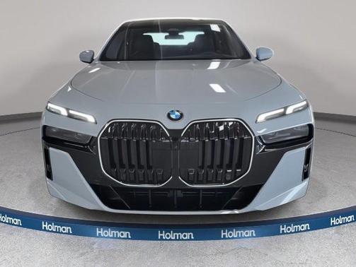 2025 BMW 760 xDrive