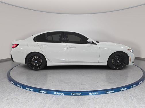 Alpine White 2024 BMW 330 330i