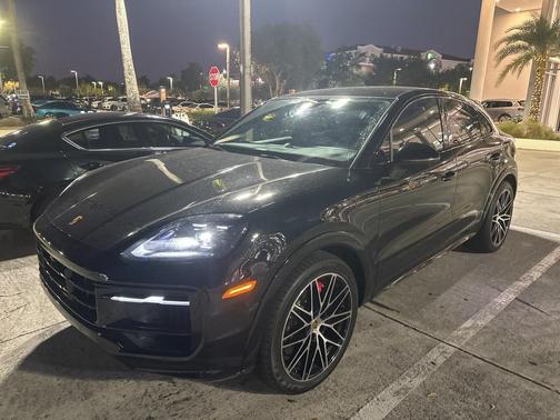 2024 Porsche Cayenne S