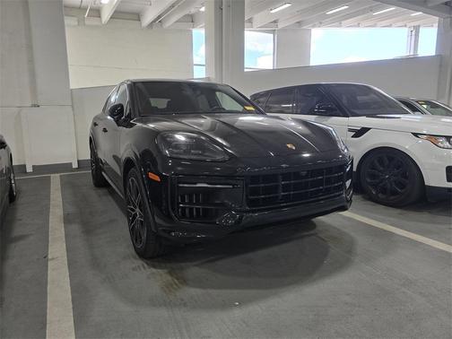 2024 Porsche Cayenne S