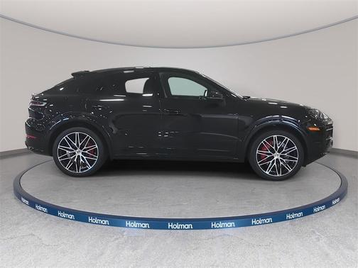 2024 Porsche Cayenne S