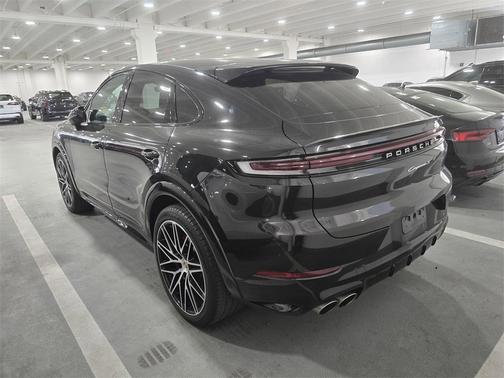 2024 Porsche Cayenne S