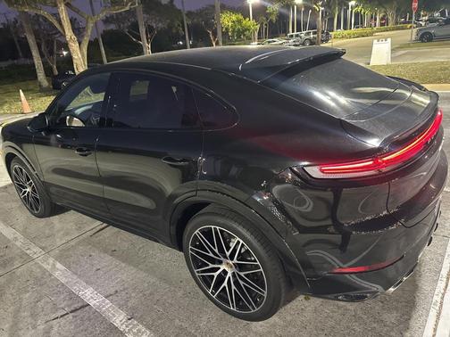 2024 Porsche Cayenne S