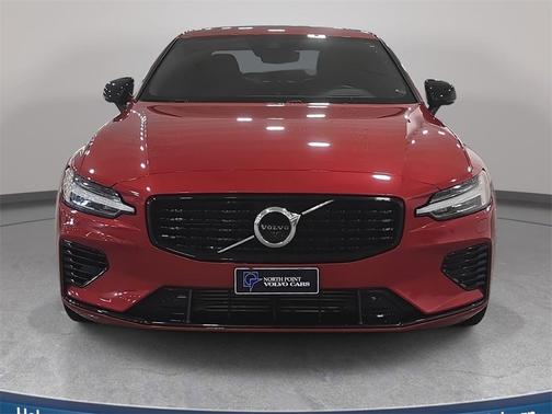 2022 Volvo S60 Recharge Plug-In Hybrid T8 R-Design