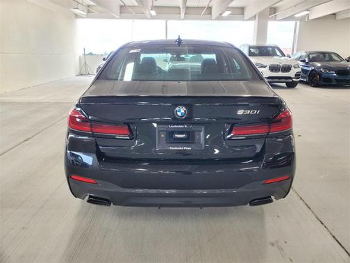 2023 BMW 530 i