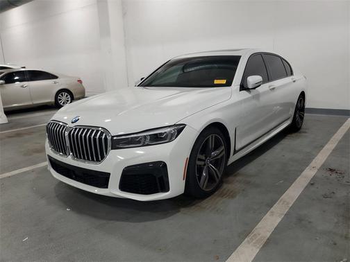 2021 BMW 740 740i