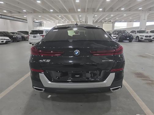 2021 BMW X6 sDrive40i