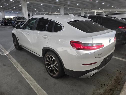 2023 BMW X4 xDrive30i