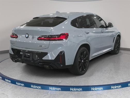 2024 BMW X4 xDrive30i