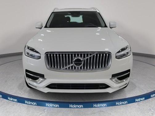 2025 Volvo XC90 B6 Ultra