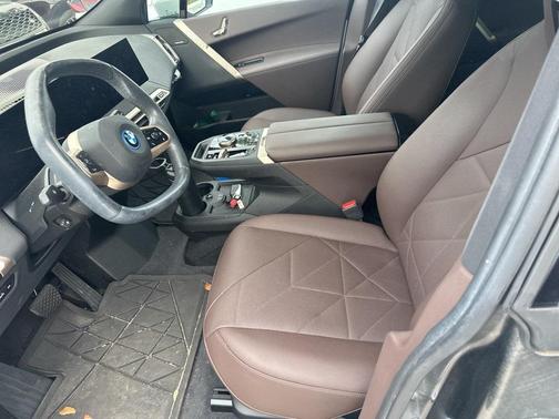 2024 BMW iX xDrive50