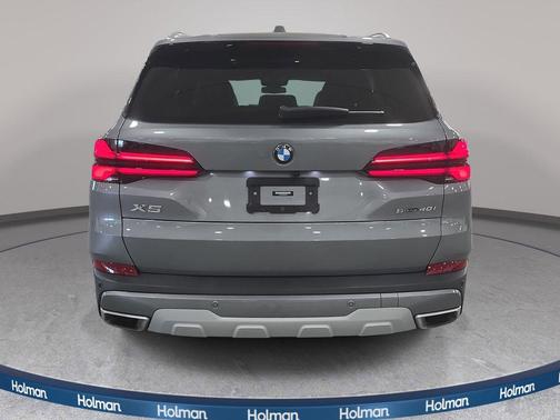 Skyscraper Grey Metallic 2024 BMW X5 sDrive40i