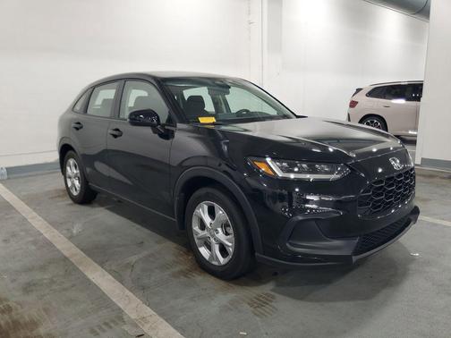 2025 Honda HR-V LX