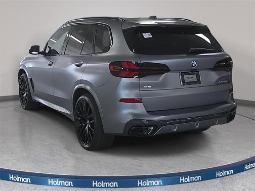 2026 BMW X5 M60i