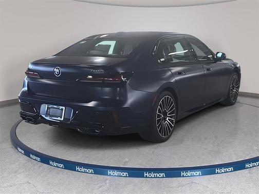 2026 BMW 760 xDrive