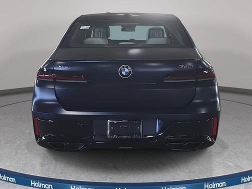 2026 BMW 760 xDrive