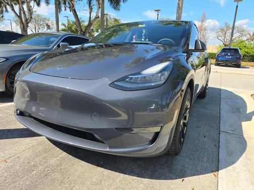 2023 Tesla Model Y Long Range Dual Motor All-Wheel Drive