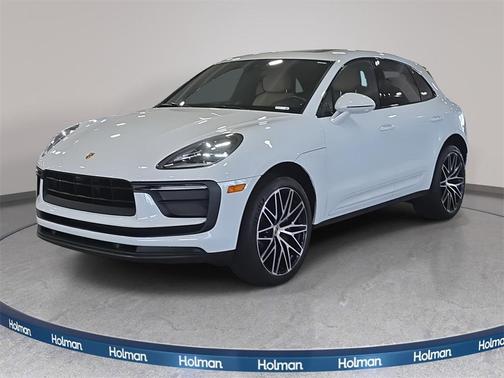 2022 Porsche Macan Base