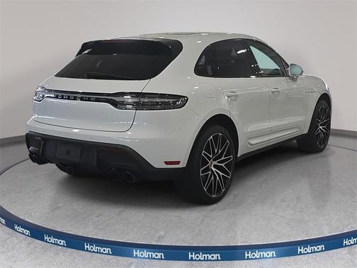 2022 Porsche Macan Base