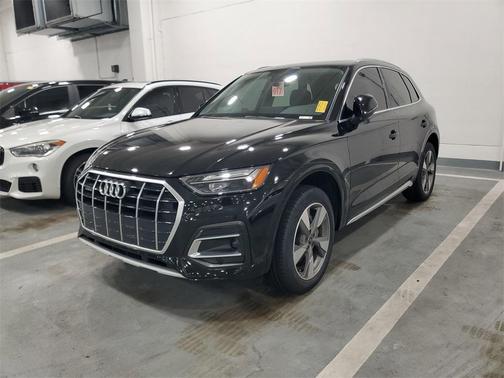 2023 Audi Q5 40 Premium