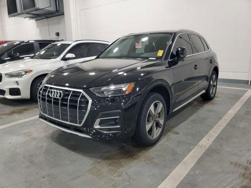 2023 Audi Q5 40 Premium