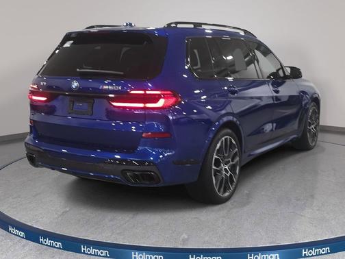 2024 BMW X7 M60i