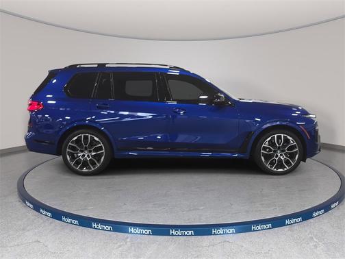 2024 BMW X7 M60i