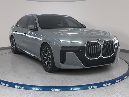2026 BMW 740 740i