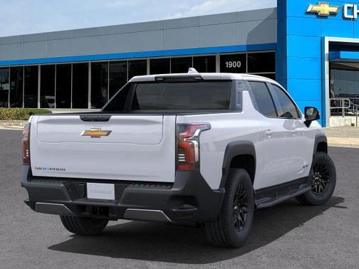 2025 Chevrolet Silverado EV LT