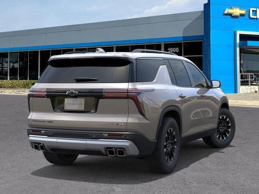 Sandstone Gray 2026 Chevrolet Traverse Z71