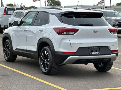 Summit White 2023 Chevrolet Trailblazer LT