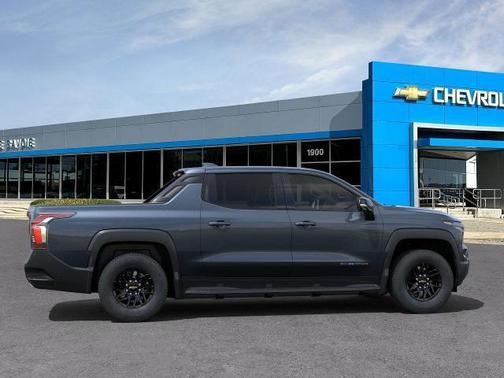 2025 Chevrolet Silverado EV LT