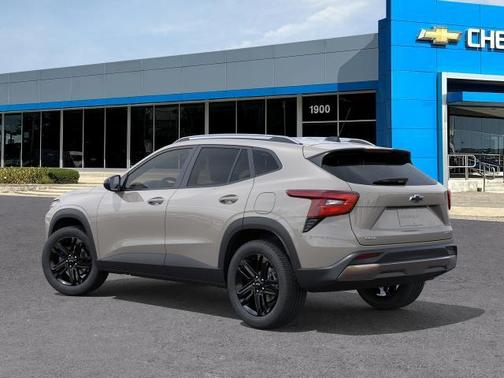 White Sand 2026 Chevrolet Trax ACTIV