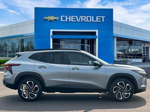 Sterling Gray Metallic 2024 Chevrolet Trax 2RS
