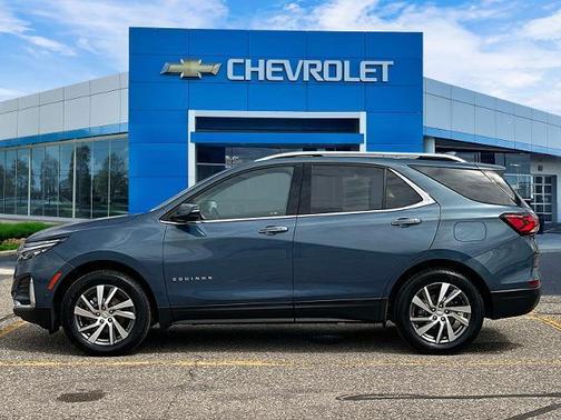 Lakeshore Blue Metallic 2024 Chevrolet Equinox Premier