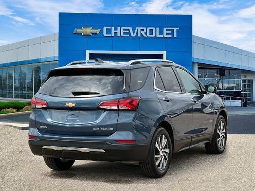 Lakeshore Blue Metallic 2024 Chevrolet Equinox Premier