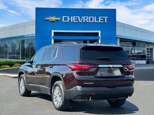 Black Cherry Metallic 2023 Chevrolet Traverse LT Leather