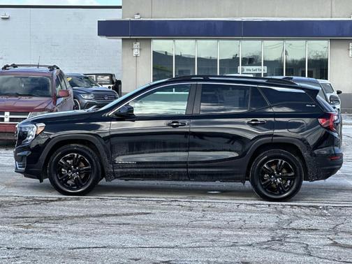 2022 GMC Terrain SLE