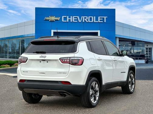 Pearl White Tri-Coat 2019 Jeep Compass Limited
