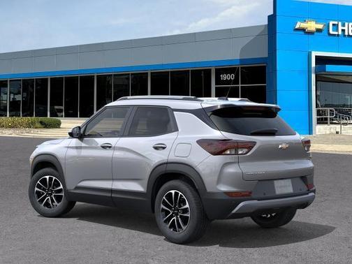 Sterling Gray Metallic 2026 Chevrolet Trailblazer LT