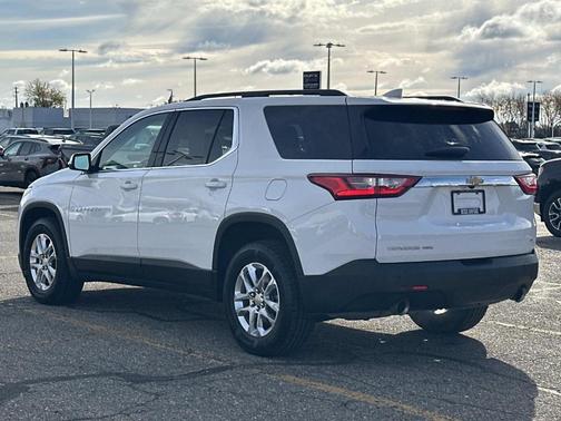 2021 Chevrolet Traverse LT Leather