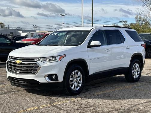 2021 Chevrolet Traverse LT Leather