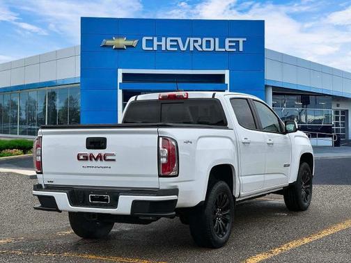 Summit White 2022 GMC Canyon Elevation