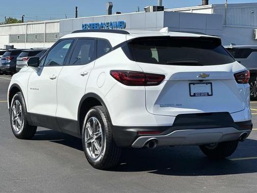 Summit White 2023 Chevrolet Blazer 2LT