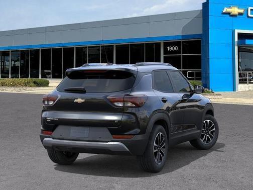 Mosaic Black Metallic 2026 Chevrolet Trailblazer LT