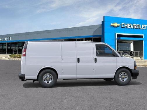 2025 Chevrolet Express 2500 Work Van