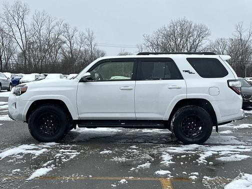 2024 Toyota 4Runner TRD Off Road Premium