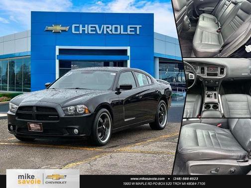 Pitch Black 2012 Dodge Charger SXT