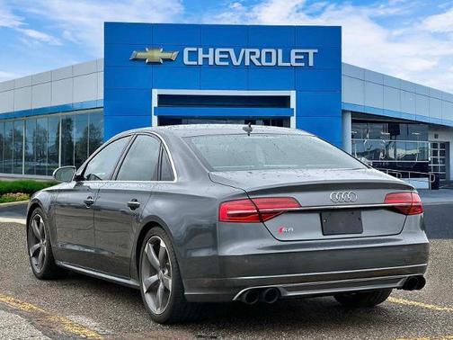 Daytona Gray Pearl 2015 Audi S8 4.0T quattro