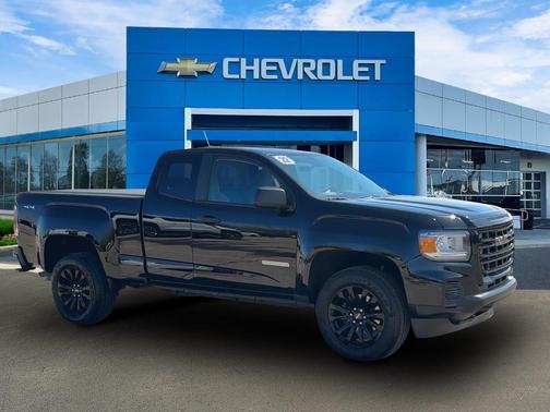2022 GMC Canyon Elevation Standard